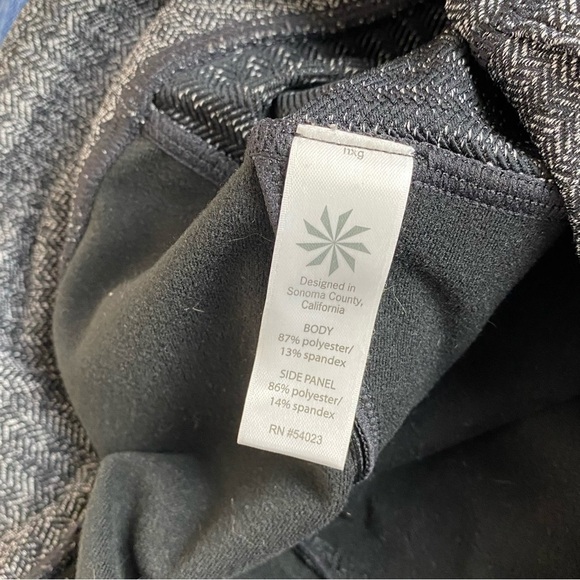 Athleta Herringbone Luxe Faux Leather Metro Drifter Legging Pant - Picture 5 of 8